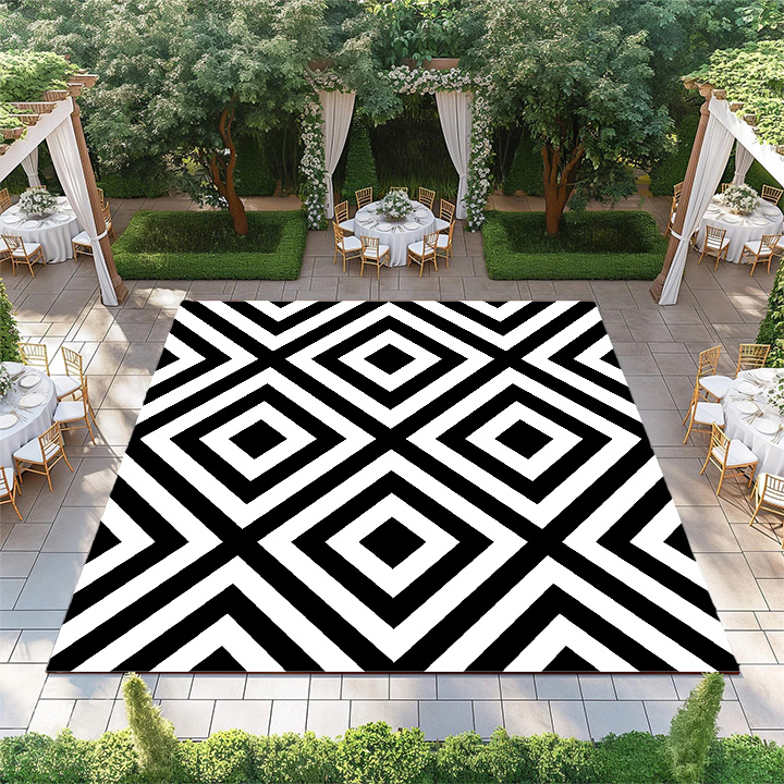 Black and White Diamond Pattern
